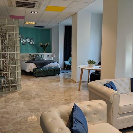 Apartamentos Arc Felix Saenz - 2 3 Málaga Dış mekan fotoğraf